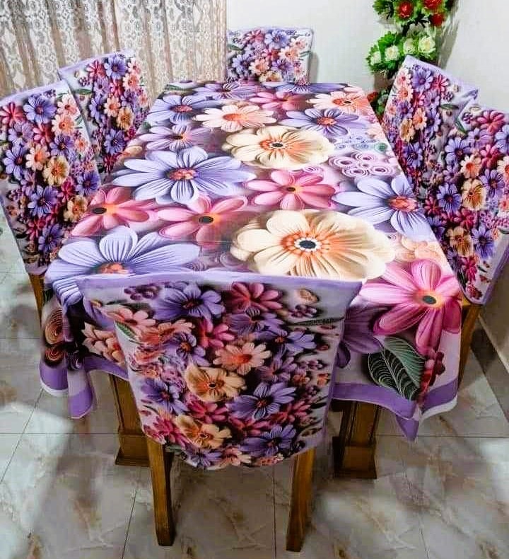 China Premium 3D Print Table Cloth Set