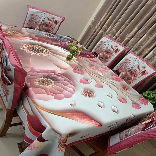 China Premium 3D Print Table Cloth Set