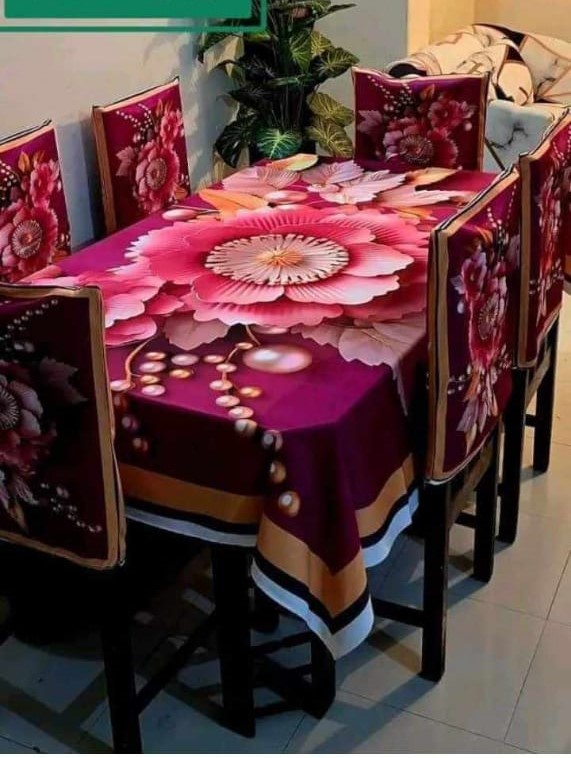 China Premium 3D Print Table Cloth Set