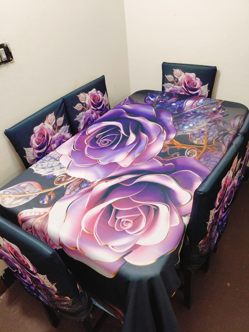 China Premium 3D Print Table Cloth Set