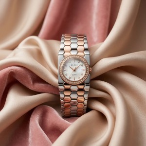 Elegant Multti Ladies Quartz Watch with Crystal Bezel – Premium Bracelet Design (White Dial)